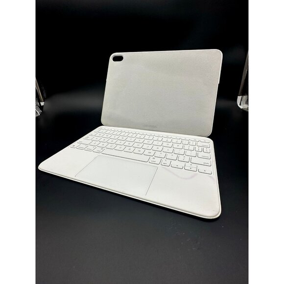 Apple Magic Keyboard 12.9” for iPad Pro 5th 6th Gen White Case with Trackpad - Picture 1 of 9
